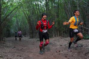 BIB: 3085, 350
                            <button type="button" onclick="openModal(4102311)" class="btn btn-primary btn-sm float-right btn-popup" data-toggle="modal" data-target=".modal-high-quality">
                        <i class="fas fa-shopping-cart"></i> Add to Cart
                    </button>
                                            <button type="button" onclick="isThisMe(4102311, true)" class="btn btn-success btn-sm float-right btn-popup btn-isme hidden" data-toggle="tooltip" data-placement="bottom" title="นี่คือรูปของคุณใช่ไหม คลิกที่นี่เพื่อเอาเข้าอัลบั้ม">
                        <i class="fas fa-plus"></i> Add to album
                    </button>
                    <button type="button" onclick="isThisMe(4102311, false)" class="btn btn-warning btn-sm float-right btn-popup btn-isnotme hidden">
                        <i class="fas fa-ban"></i> Remove from album
                    </button>